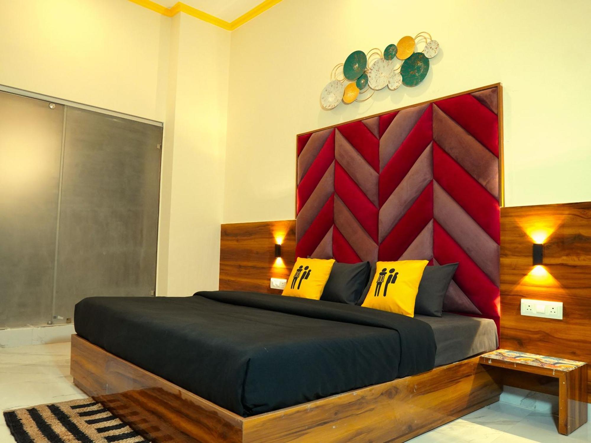 The Hosteller Rishikesh, Upper Tapovan Exterior photo
